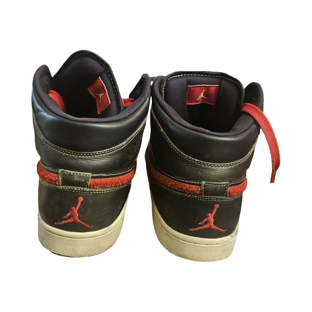 Nike Air Jordan 1‎ Retro Alpha Black Red Chenille Swoosh 375173-062 Mens Size 14